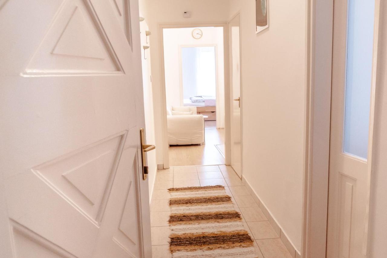 Kiraly40 Apartman Печ Екстериор снимка